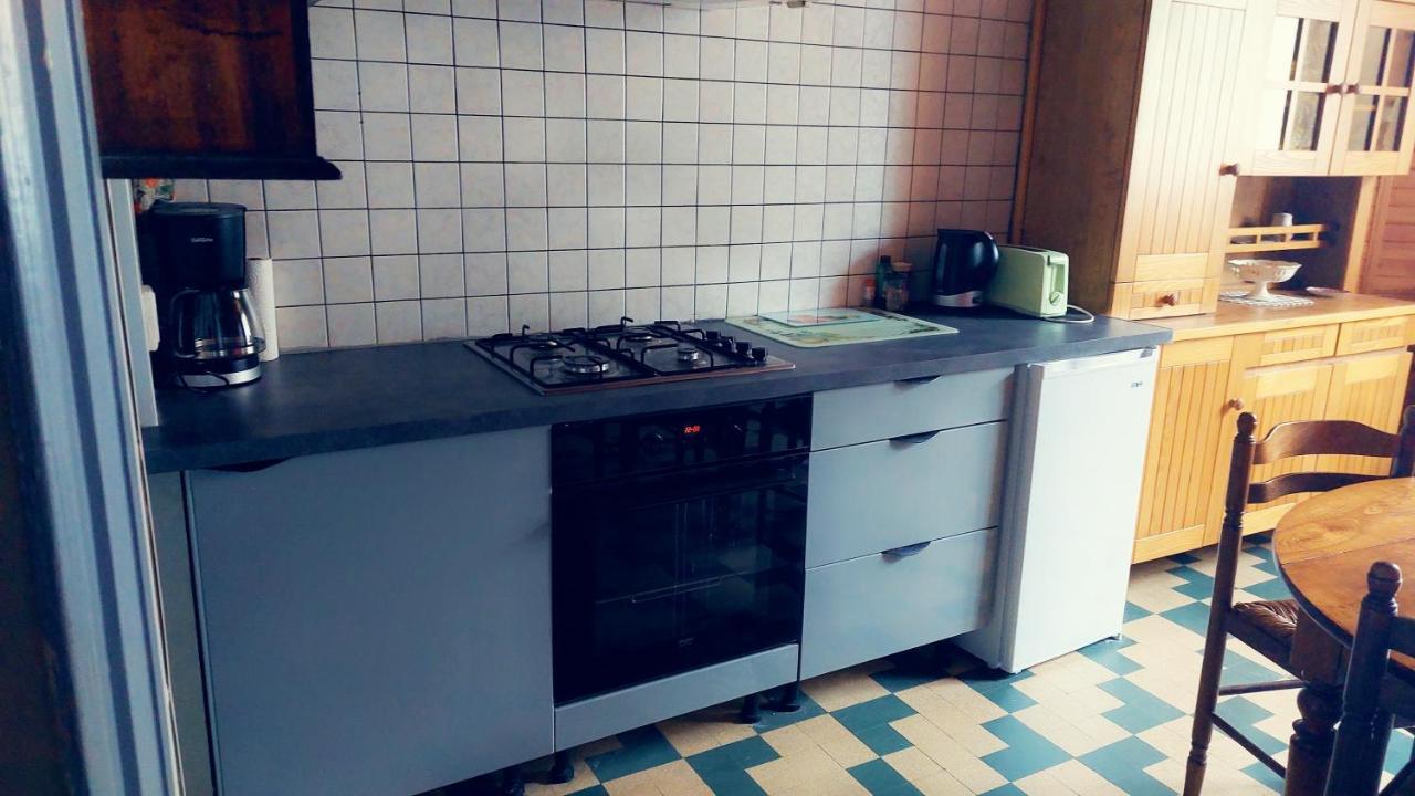 Maison Confortable Avec Vue Sur La Montagne A Charix Eksteriør billede